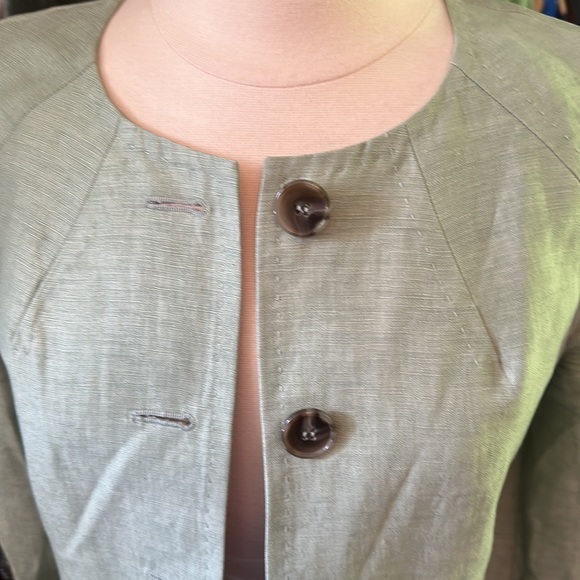 Jacket - Picture 5 of 6